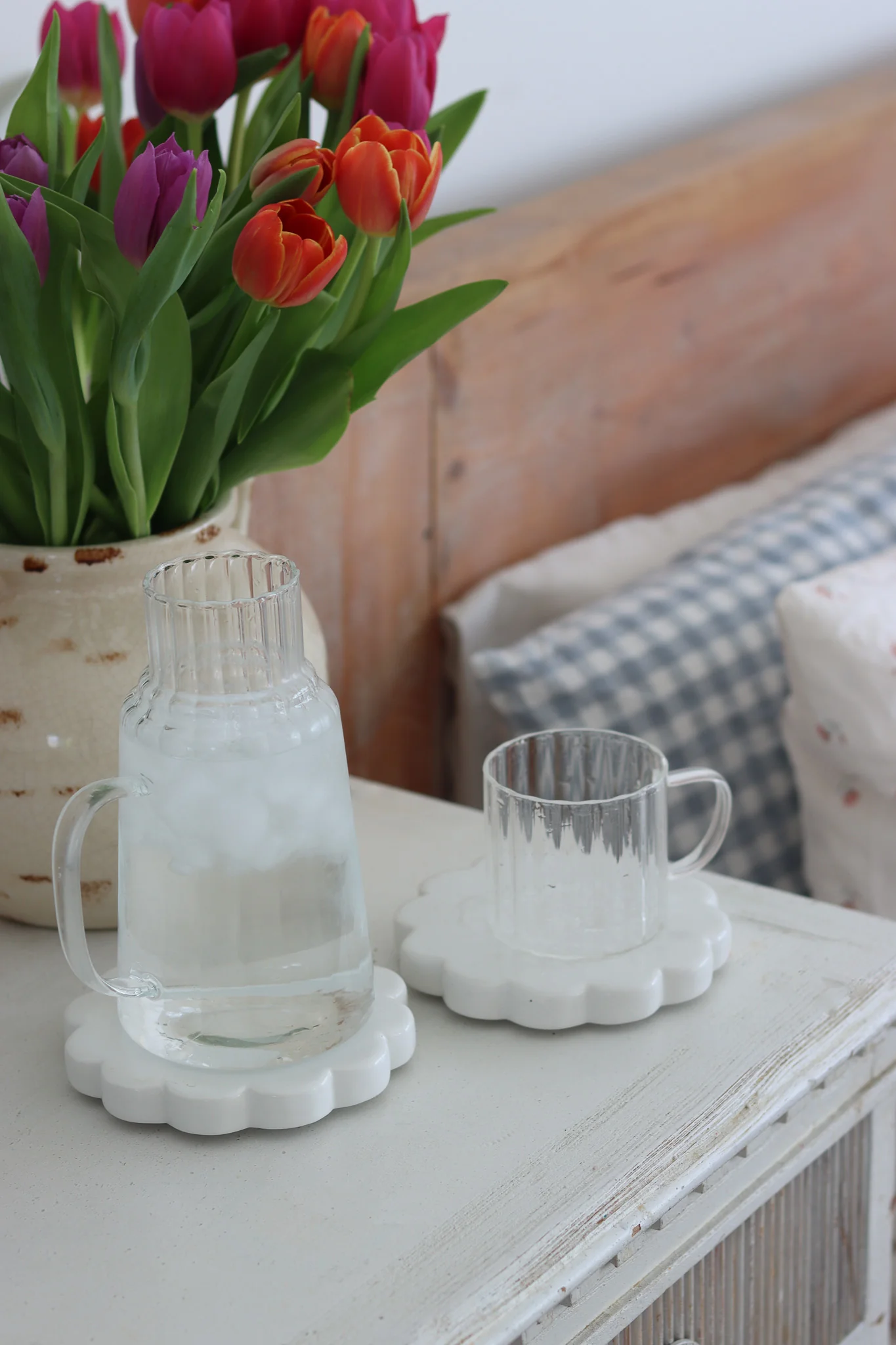 Bedside Glass Carafe and Mug - Image 3
