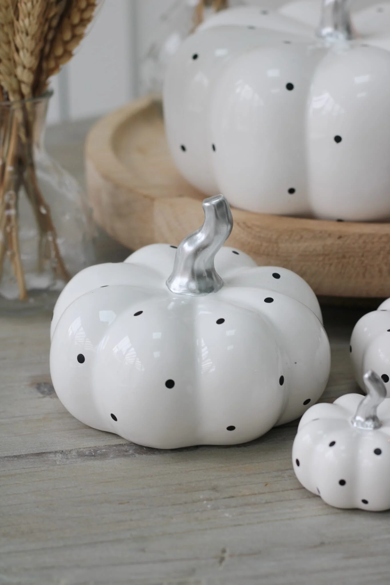 Ceramic Pumpkin White Polka Dot - Medium 2Pc Set - Image 4