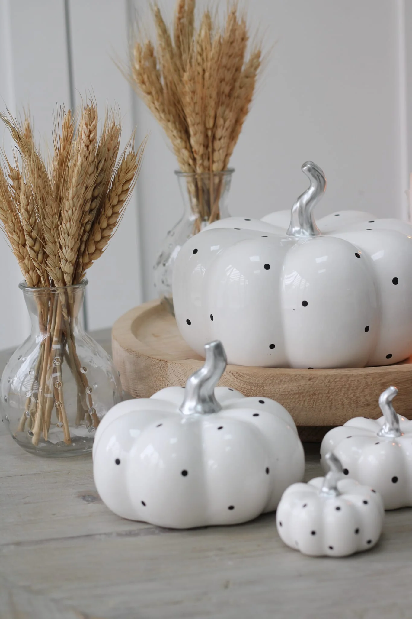 Ceramic Pumpkin White Polka Dot - Medium 2Pc Set - Image 9