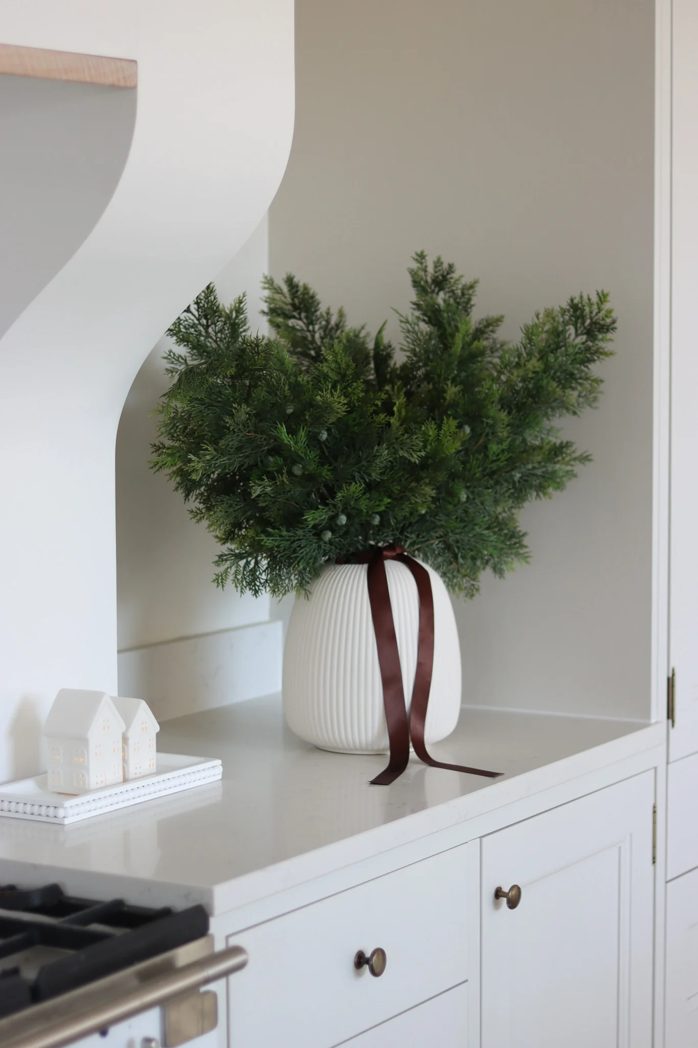 Faux Cedar Pine Spray - Image 5