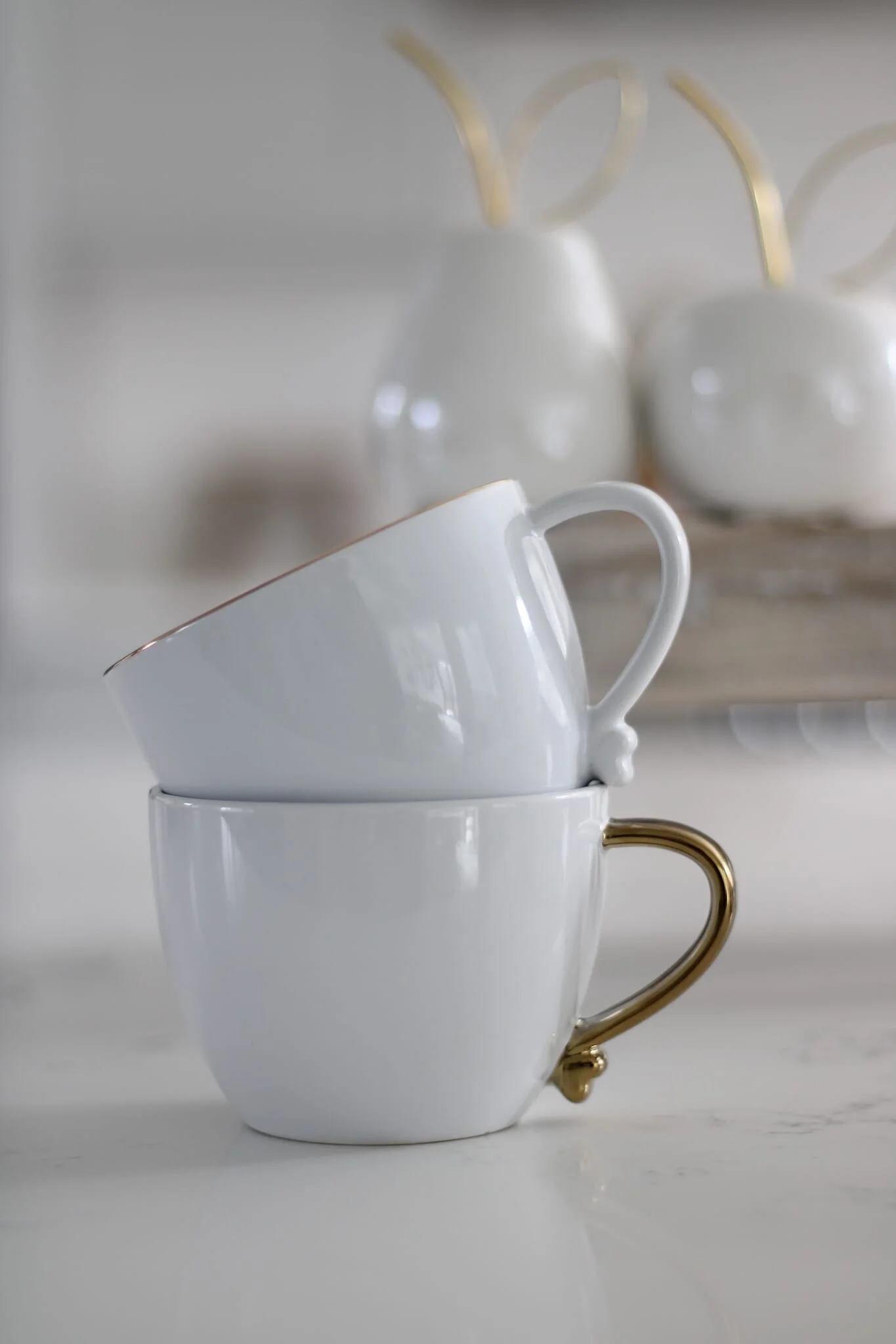 Heart Handled Ceramic Mug - White Gold Handle - Image 2