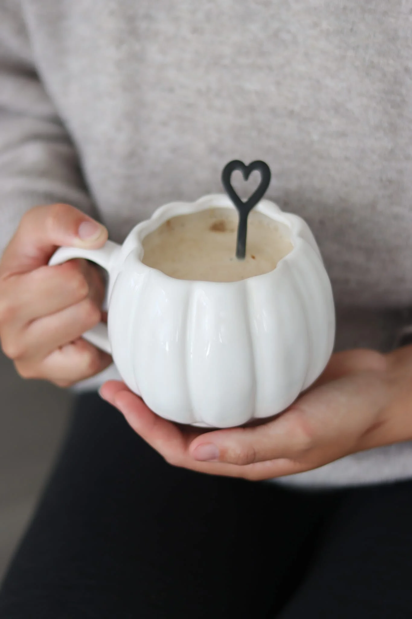 Large Pumpkin Mug - Glazed - Image 3
