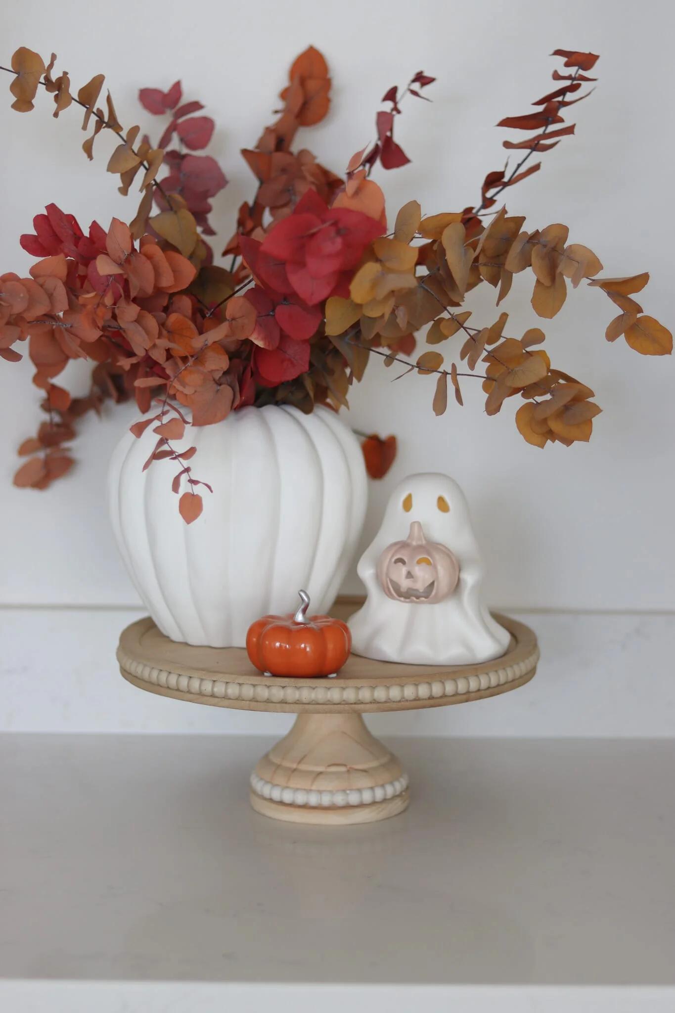 LED Ceramic Ghost - Holding Pumpkin - Image 3