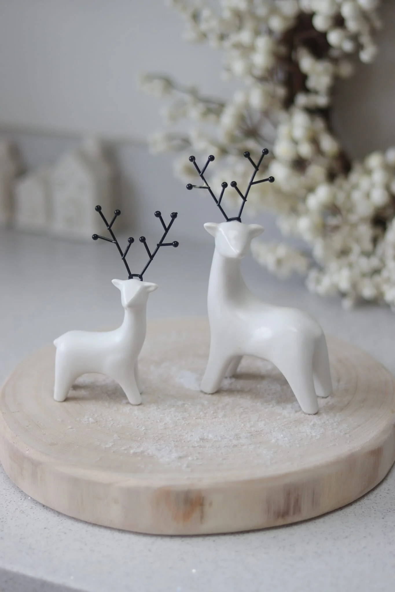 Set Of 2 Deers - Matt White