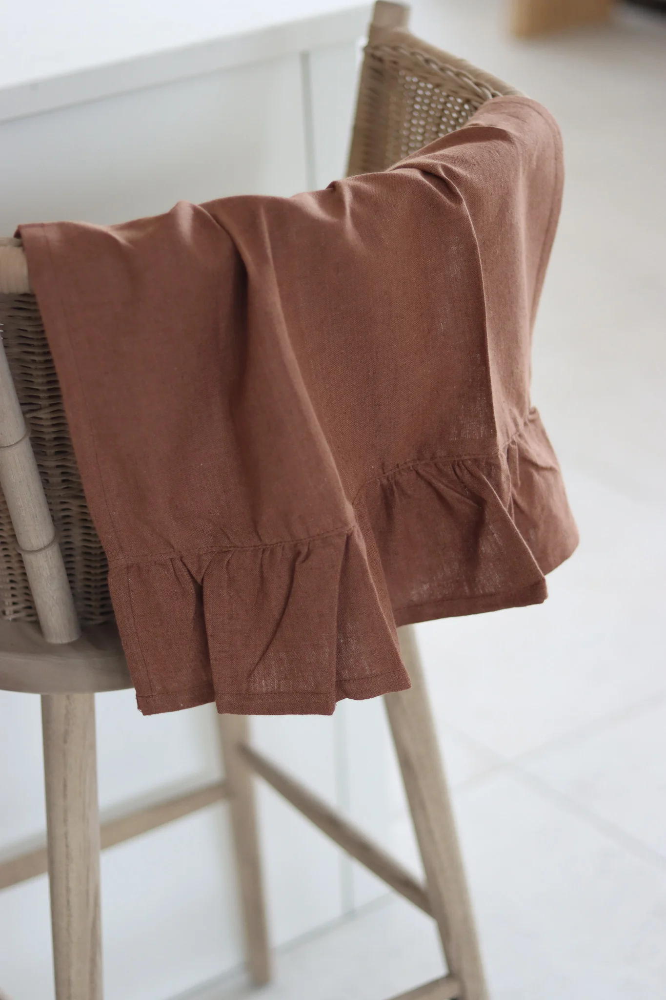 Set of 2 Ruffled Warm Brown Tea Towels - Image 3