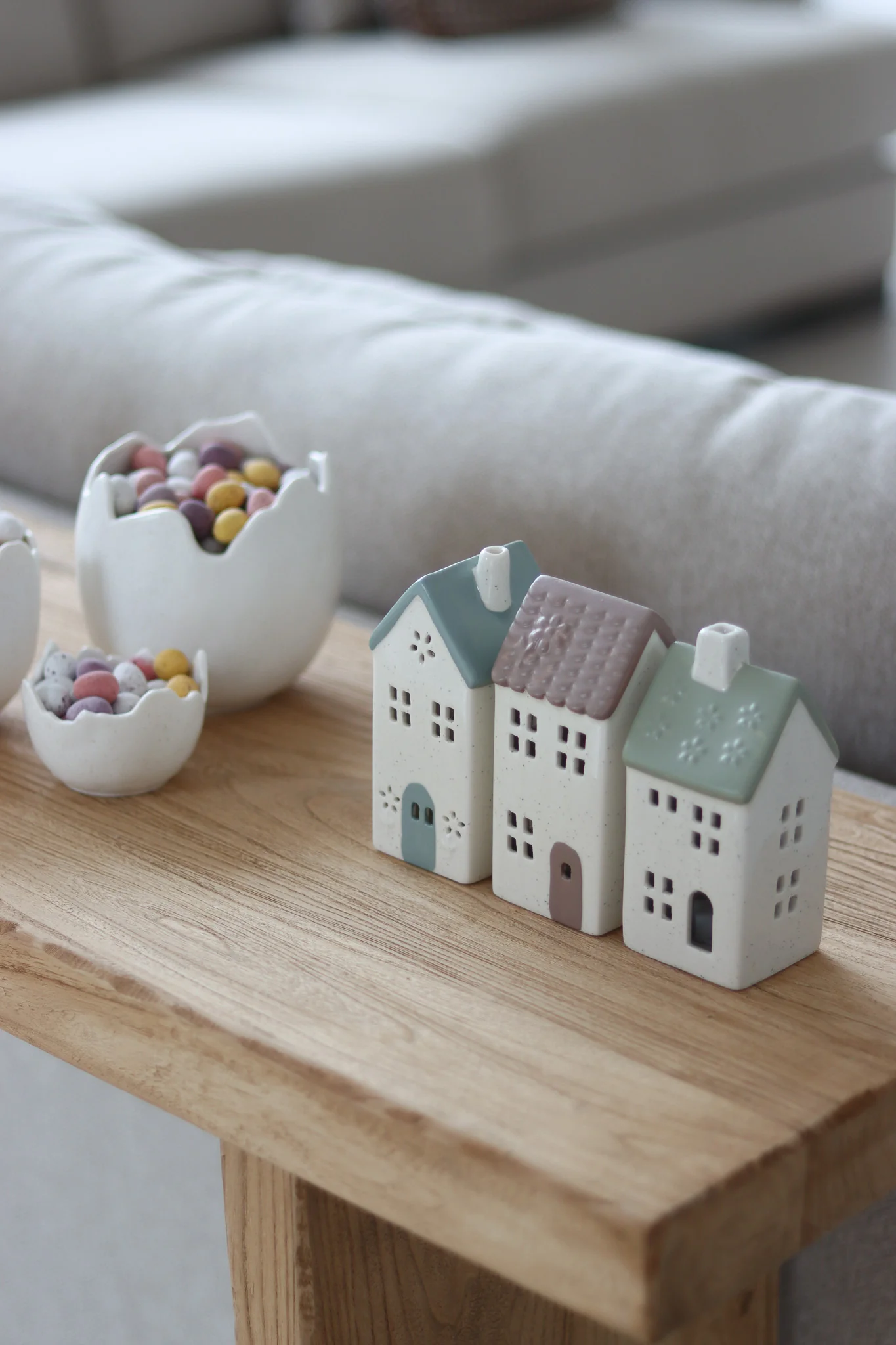 Set of 3 LED Pastel Ceramic Houses - Image 8