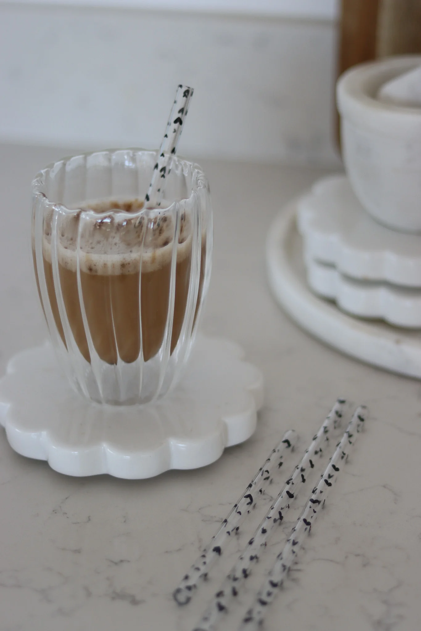 Set Of 4 Glass Straws - Black/Multi Heart - Image 4