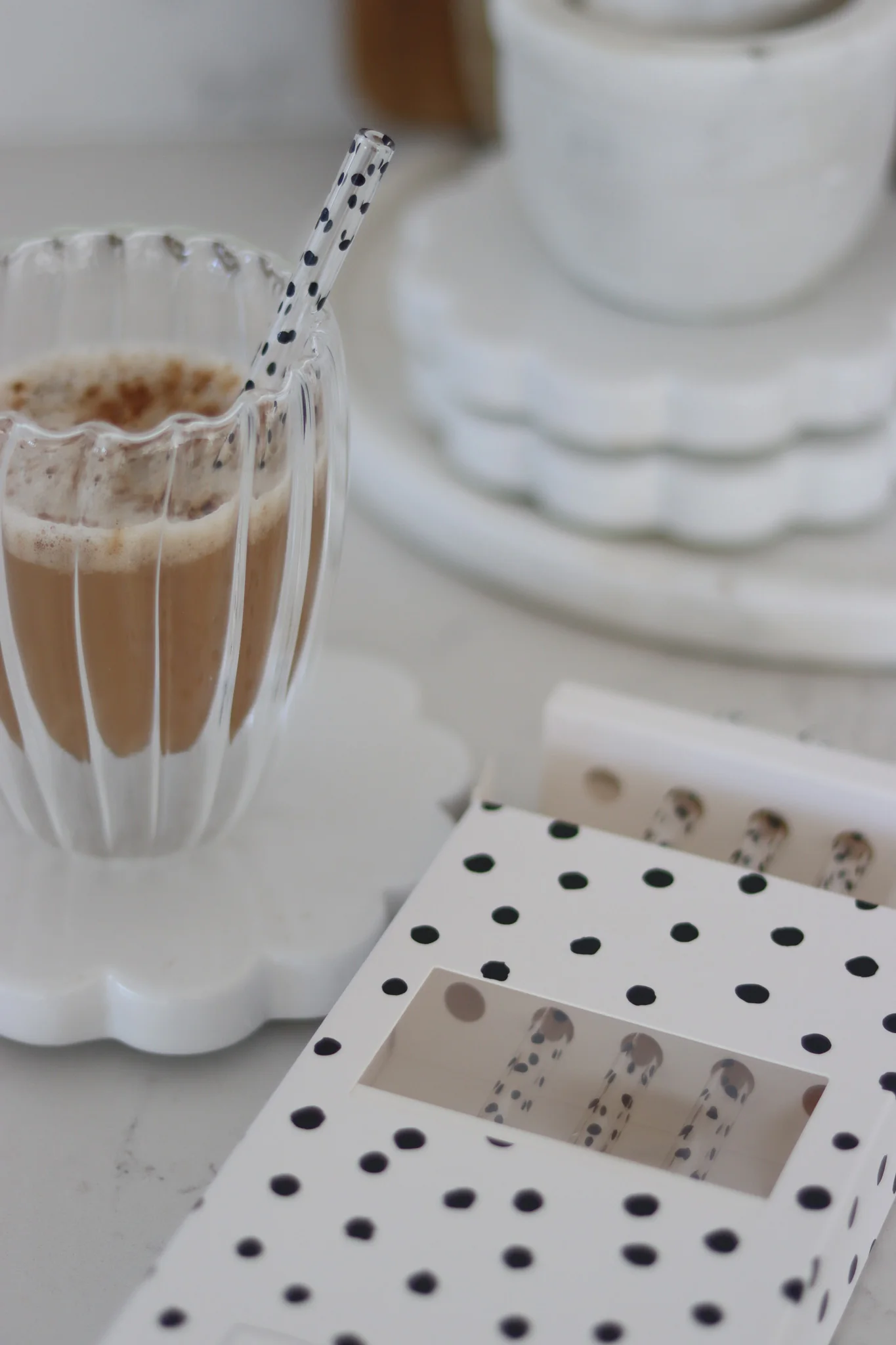 Set Of 4 Glass Straws - Black/Polka Dot - Image 3