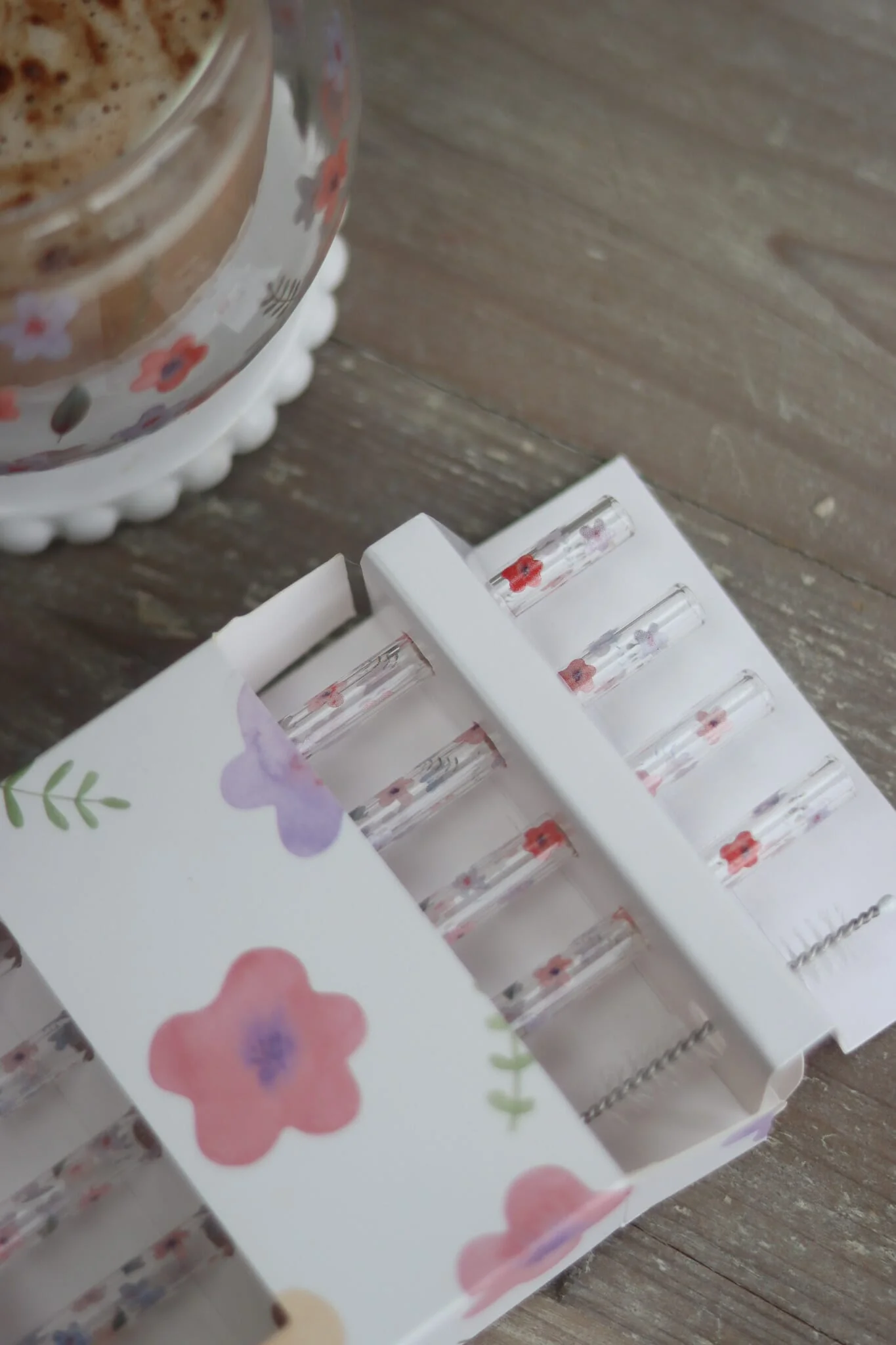 Set Of 4 Glass Straws - Floral Bloom - Image 4
