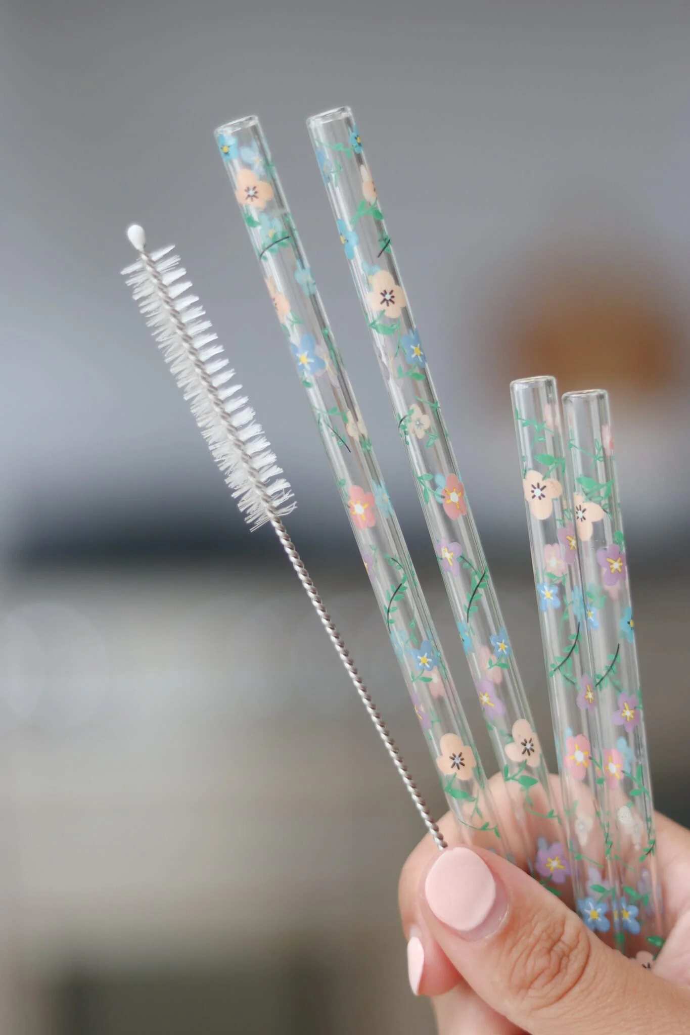 Set Of 4 Glass Straws - Floral Spring - Image 2