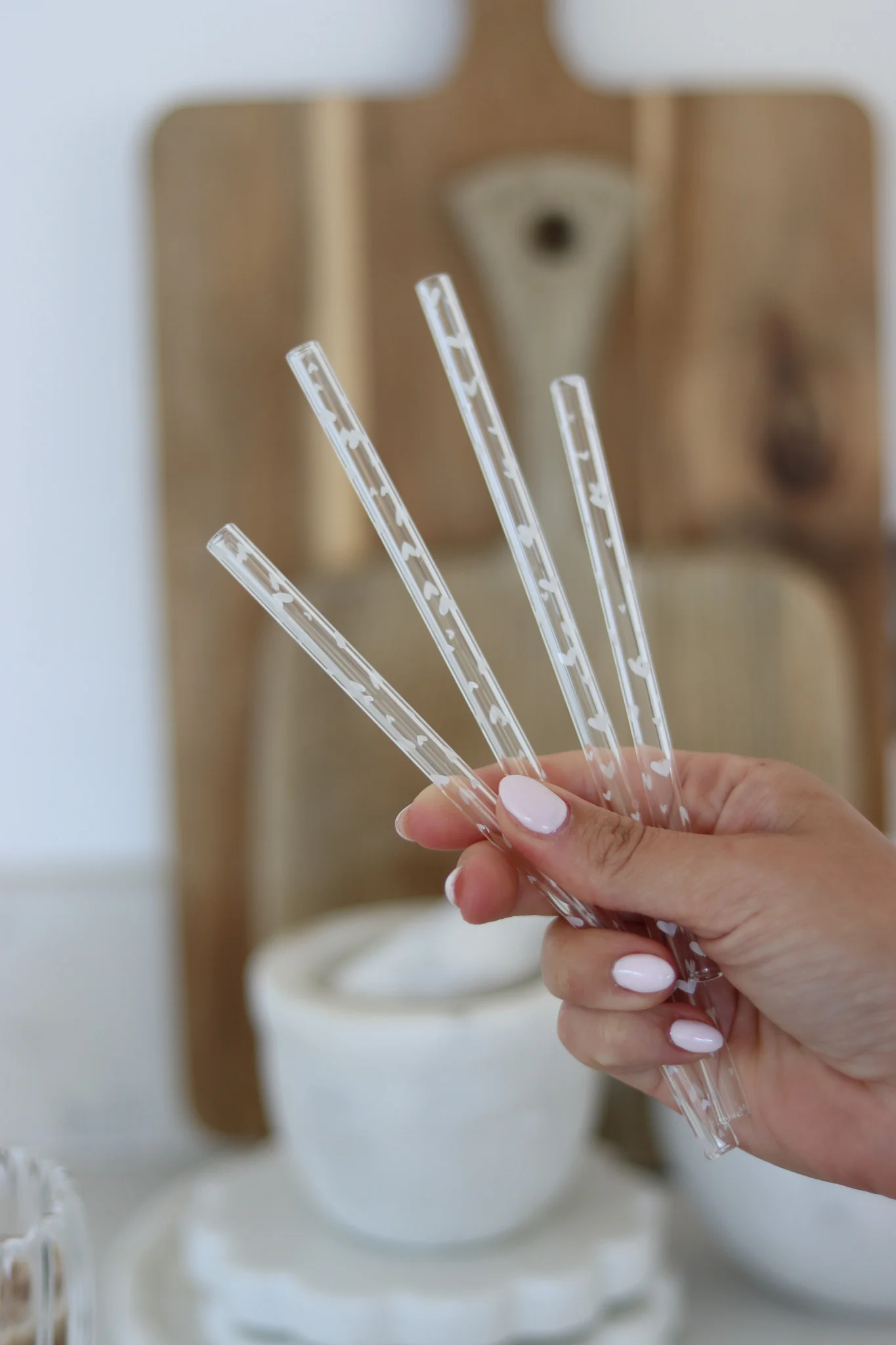 Set Of 4 Glass Straws - White/Multi Heart - Image 3