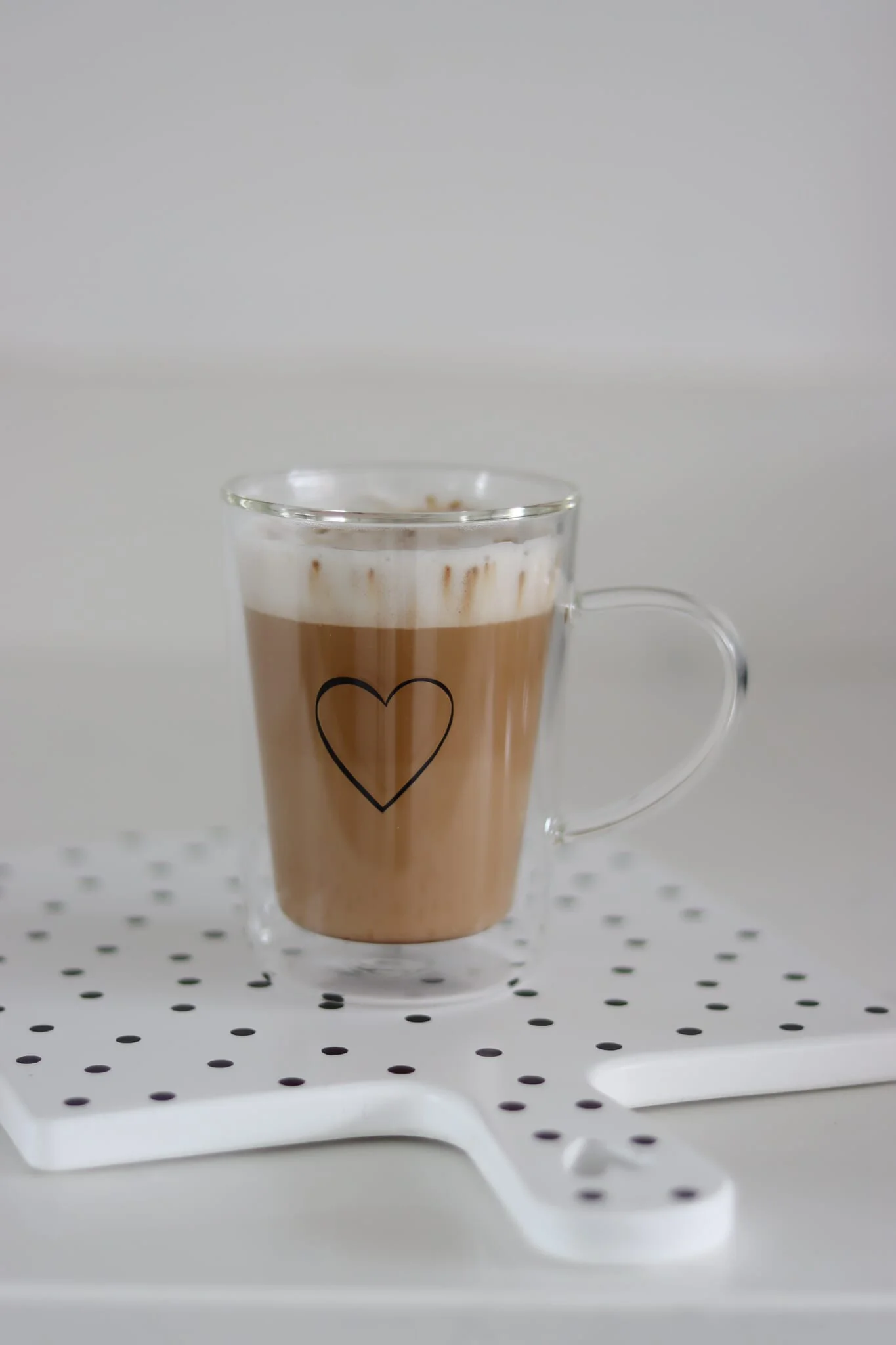 Slim Double Wall Glass Mug - Single Heart/Black