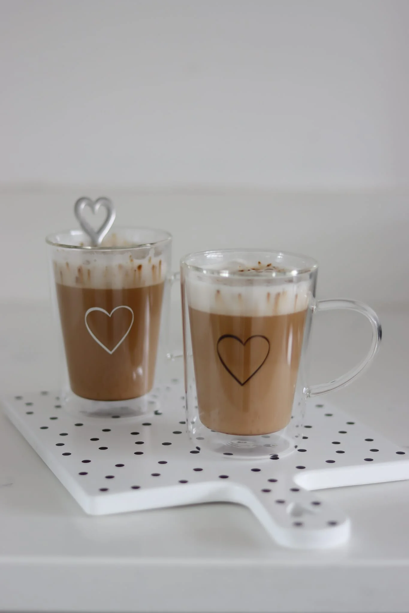 Slim Double Wall Glass Mug - Single Heart/White - Image 2