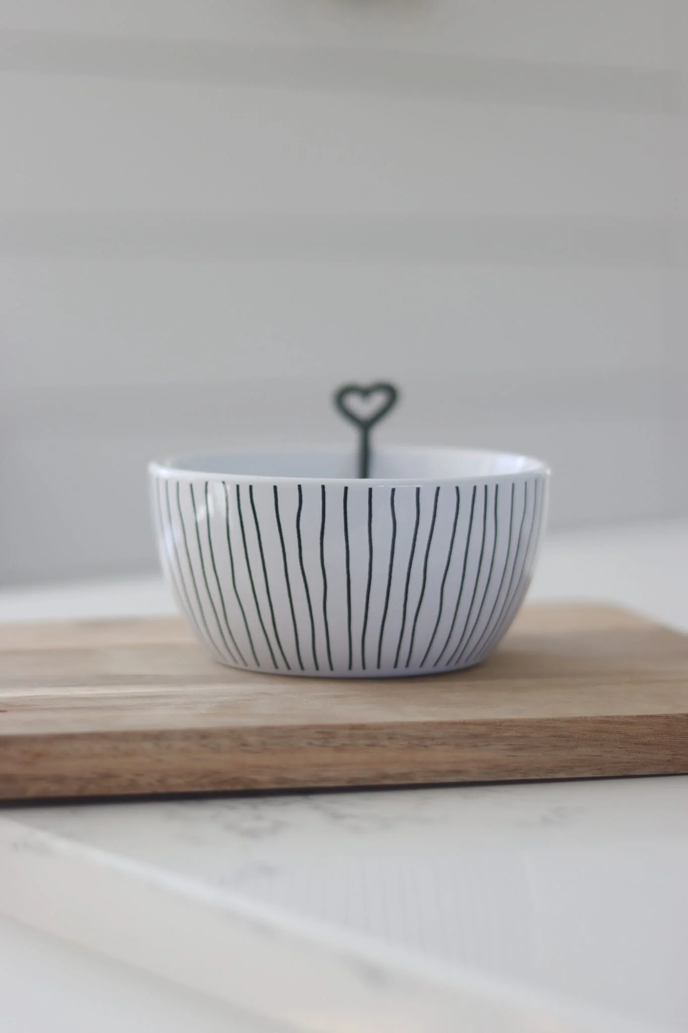Ceramic Bowl - Vertical Stripes - Image 4