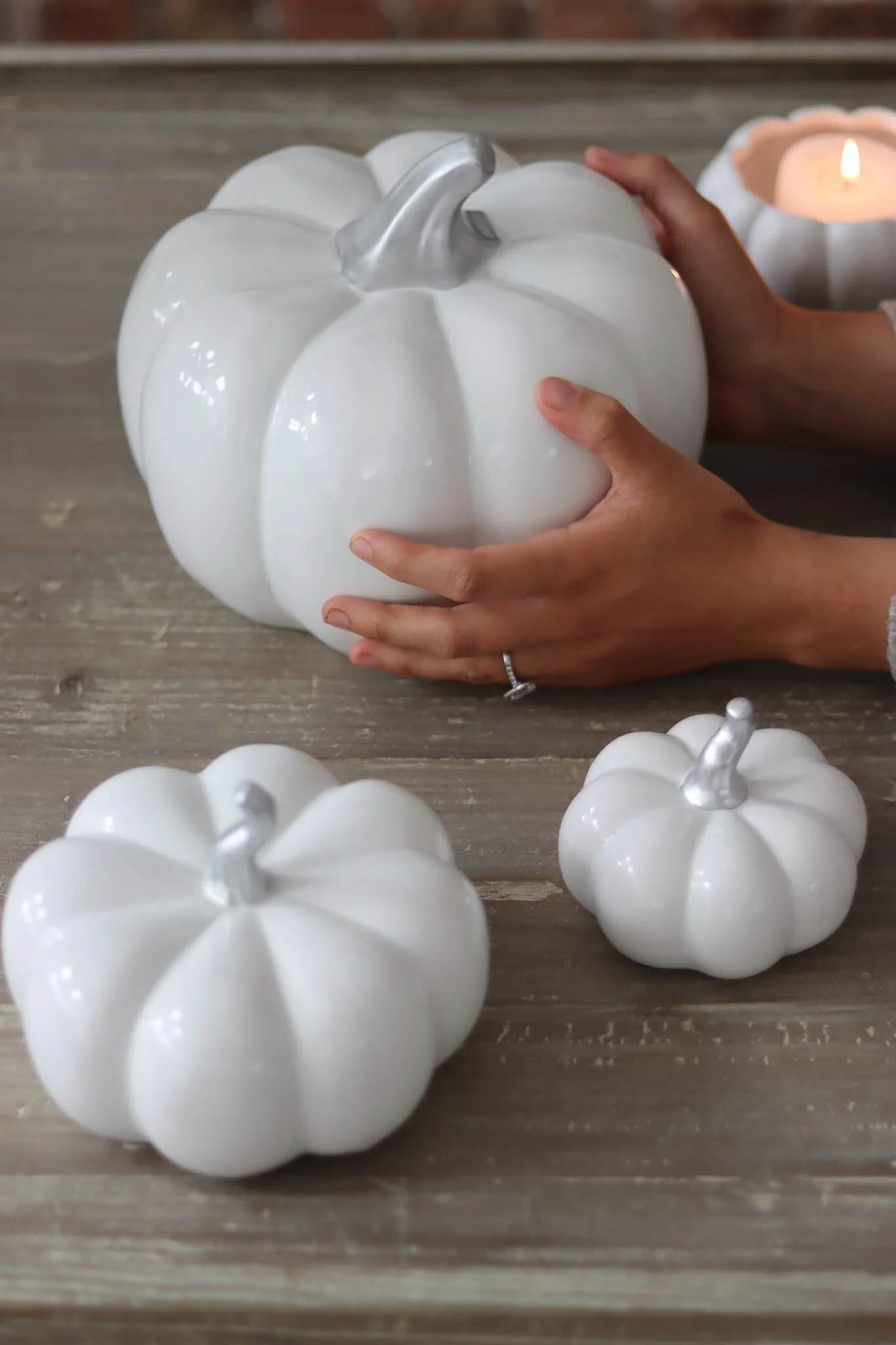 The XL Ceramic Pumpkin - White