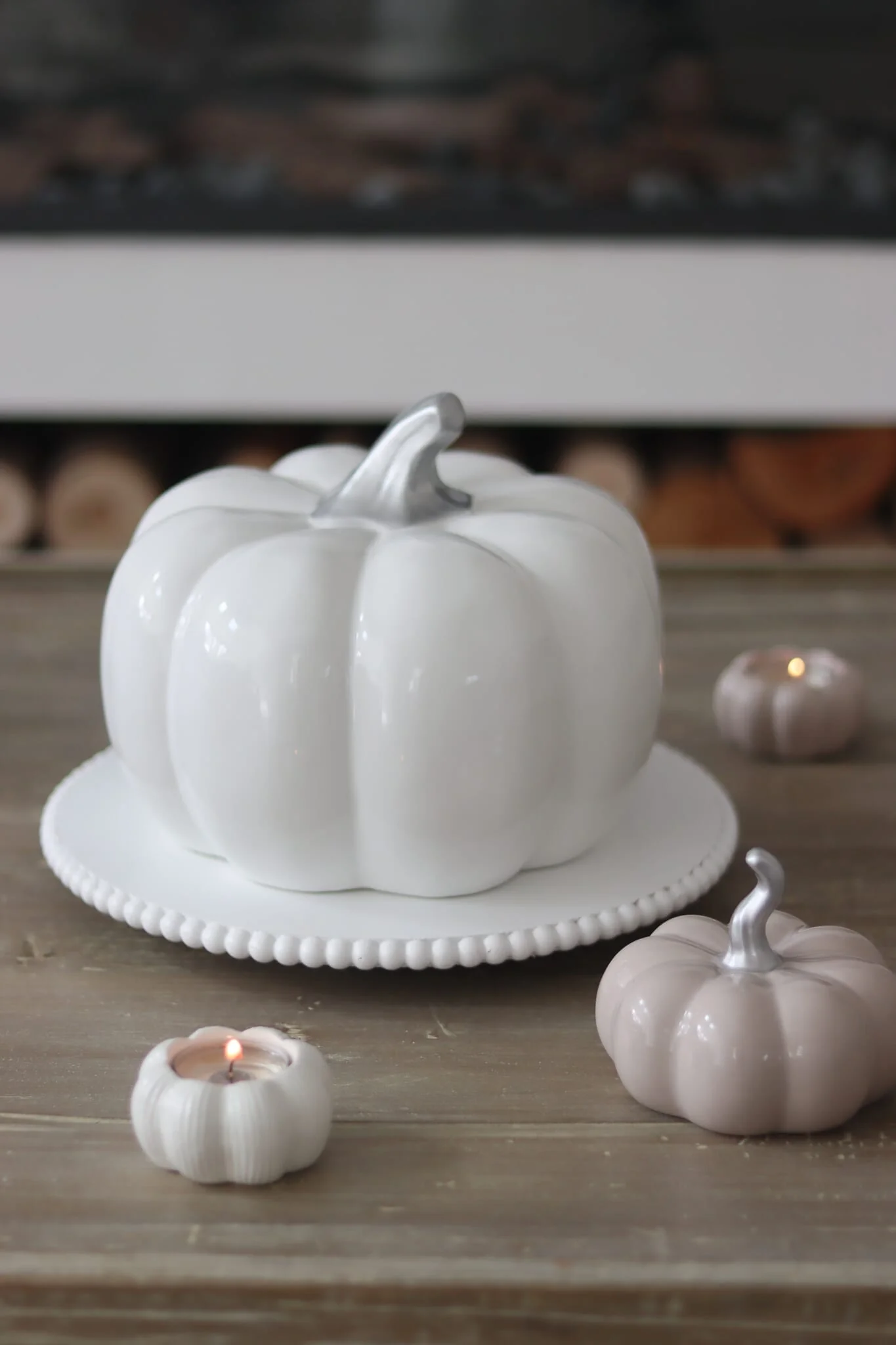 The XL Ceramic Pumpkin - White - Image 4